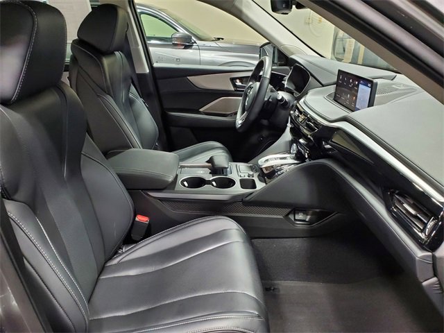Used 2023 Acura MDX SH-AWD w/ Technology Package image 14