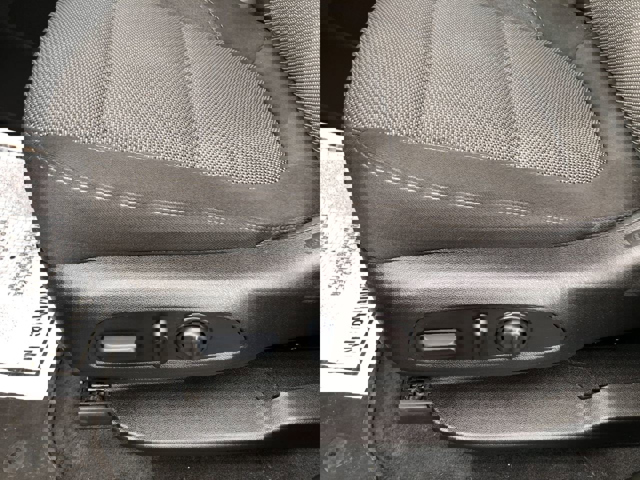 Used 2023 Chevrolet Traverse LT image 16