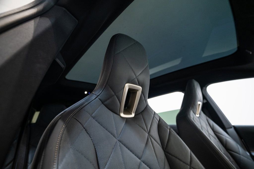 Used 2023 BMW iX xDrive50 w/ Ultimate Package 2 image 16