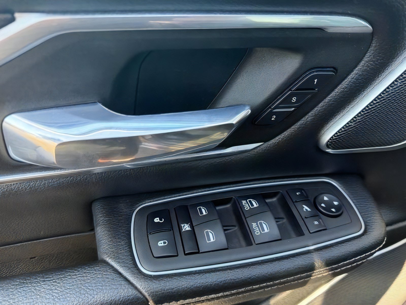 Used 2023 RAM 1500 Laramie AWD/4WD image 22