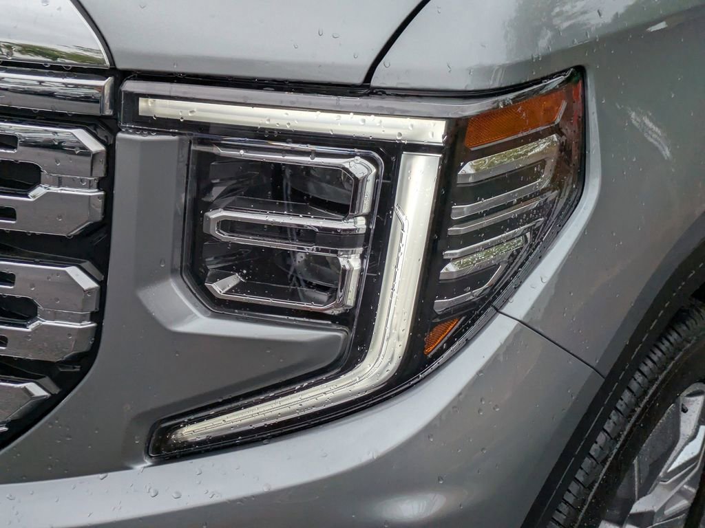 Used 2024 GMC Sierra 1500 Denali w/ Denali Reserve Package AWD/4WD image 30