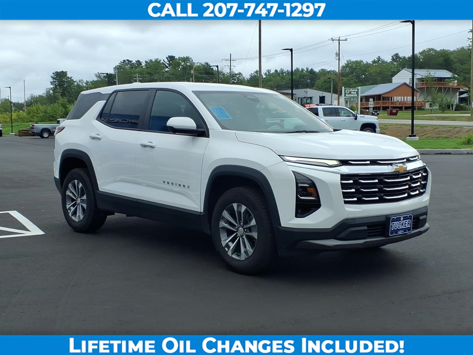 Used 2025 Chevrolet Equinox LT w/ Safety and Technology Package AWD/4WD image 3