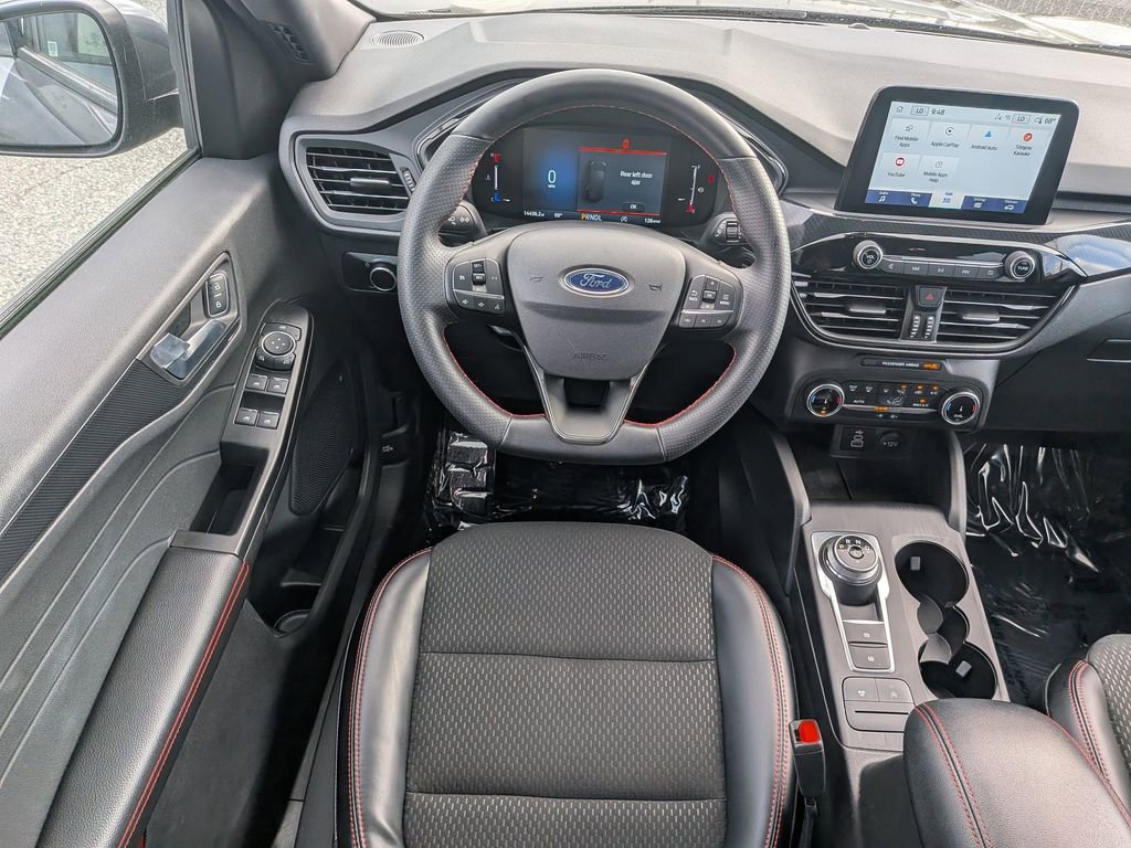 Used 2025 Ford Escape ST-Line FWD image 16