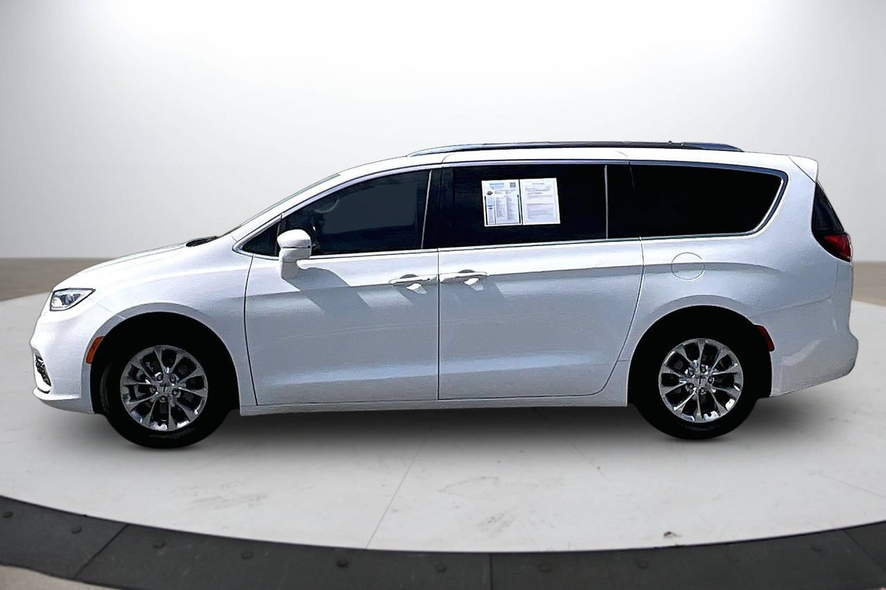 Certified 2021 Chrysler Pacifica Touring-L FWD image 5