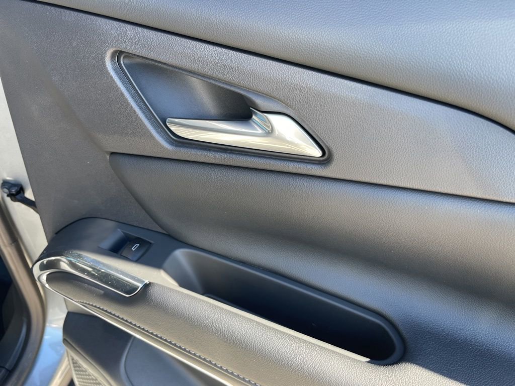 New 2026 Chevrolet Traverse LT w/ Driver Confidence Package image 40