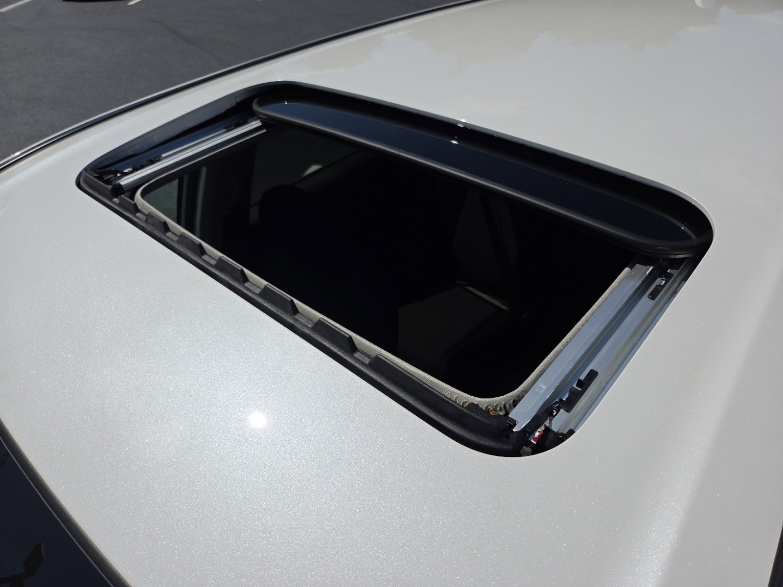 New 2026 Honda CR-V EX image 3