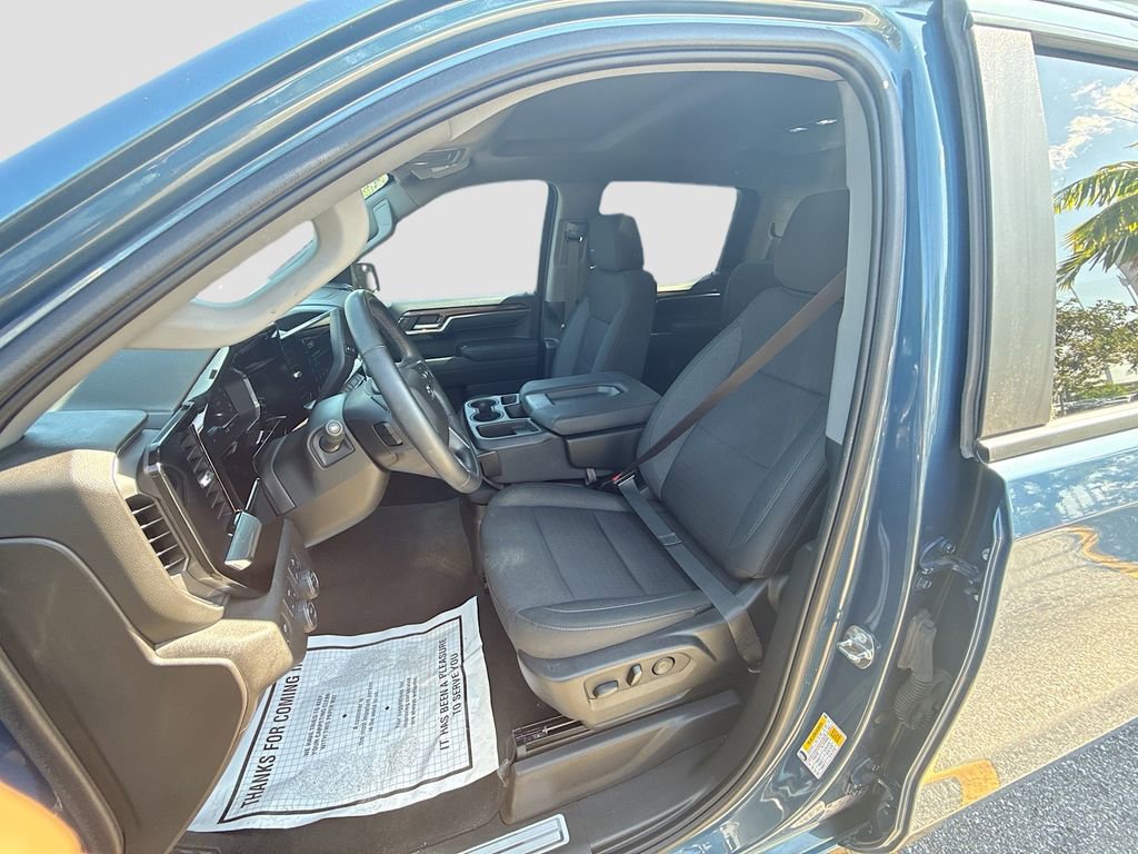 Used 2024 Chevrolet Silverado 1500 RST AWD/4WD image 23