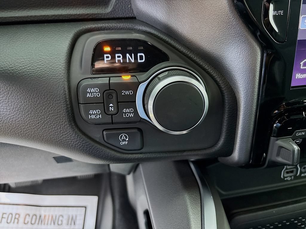 New 2026 RAM 1500 Big Horn AWD/4WD image 18