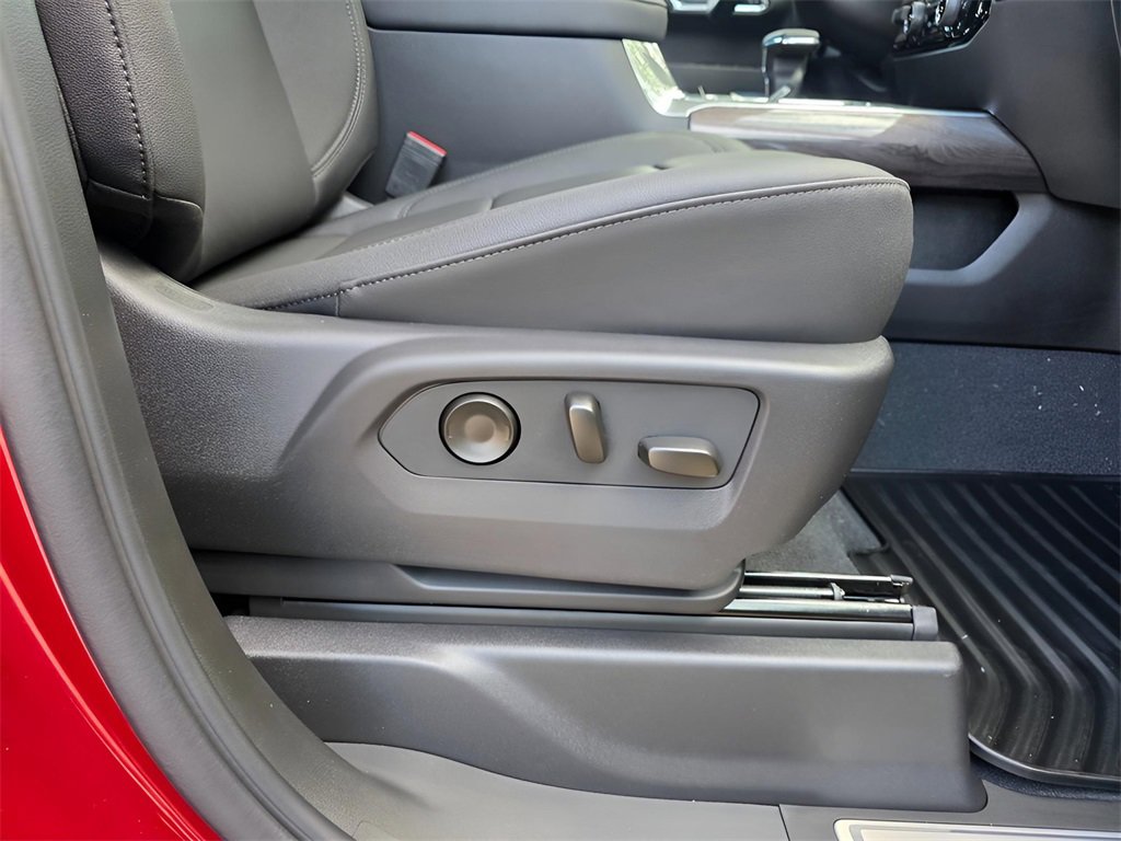 New 2026 Chevrolet Silverado 1500 LTZ w/ LTZ Premium Package image 13
