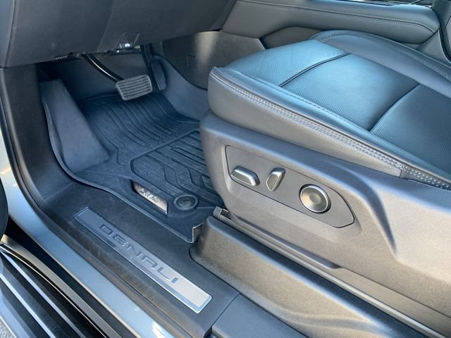 Certified 2026 GMC Yukon Denali w/ LPO, Floor Liner Package AWD/4WD image 24