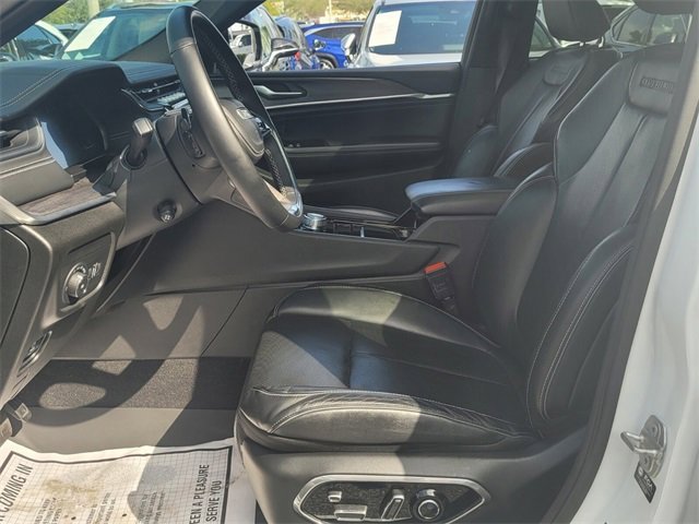 Used 2021 Jeep Grand Cherokee L Overland w/ Luxury Tech Group IV image 13