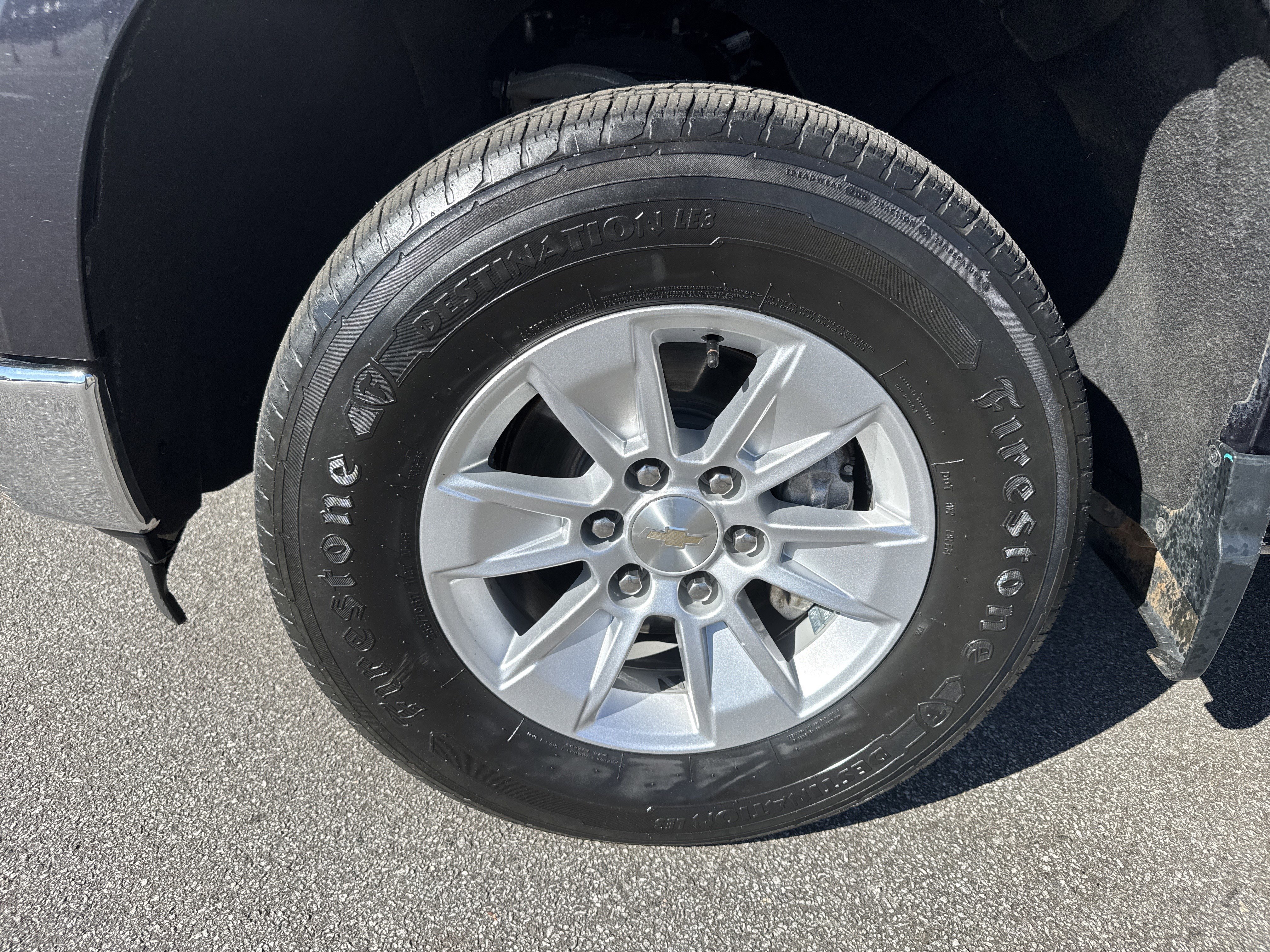 Used 2022 Chevrolet Silverado 1500 LT image 13