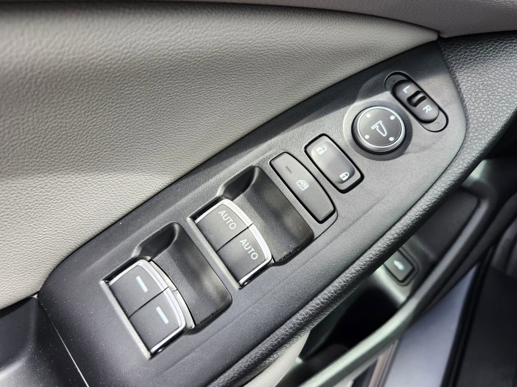 Certified 2019 Honda Accord EX-L image 32