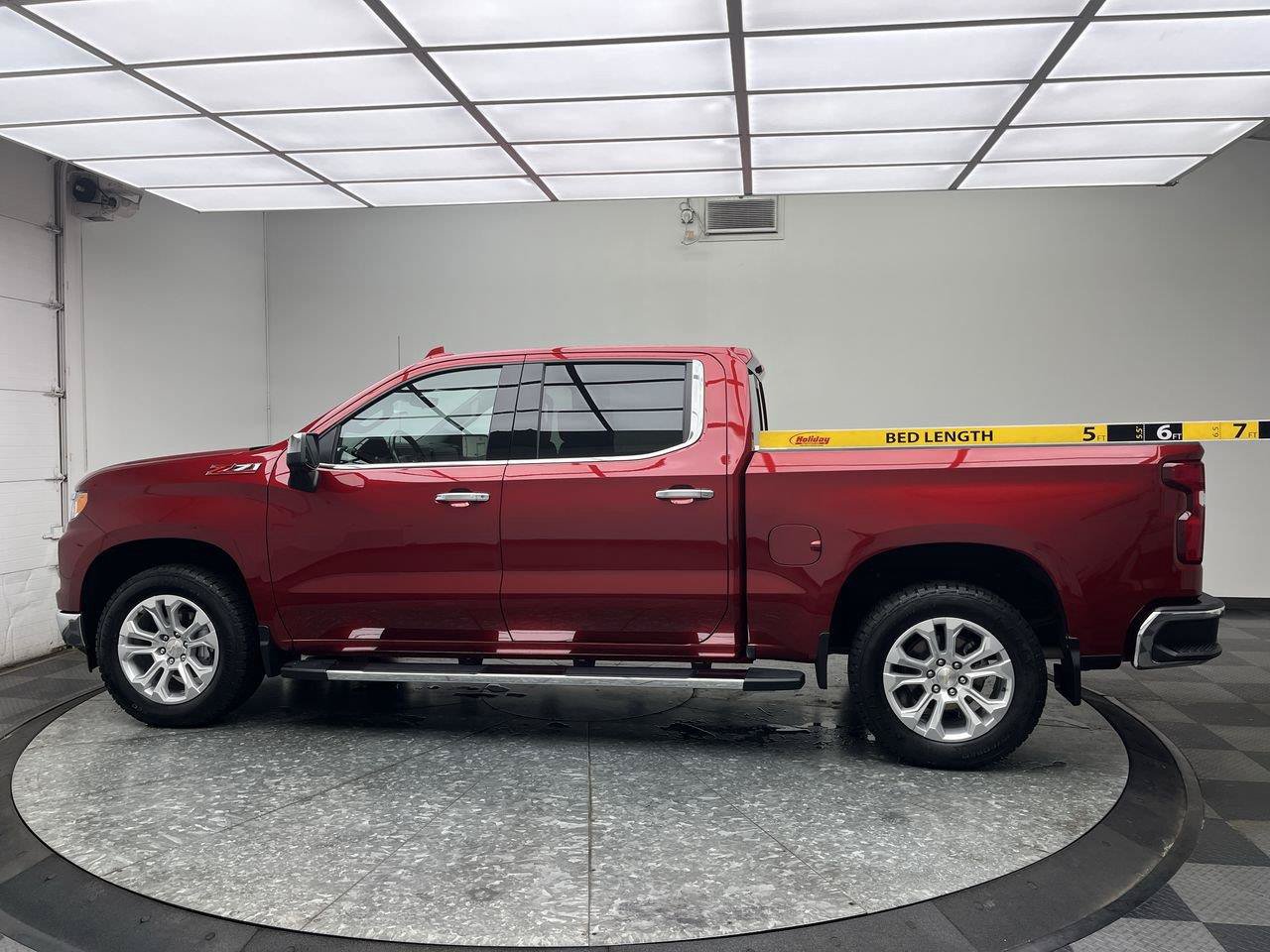 Certified 2024 Chevrolet Silverado 1500 LTZ AWD/4WD image 6