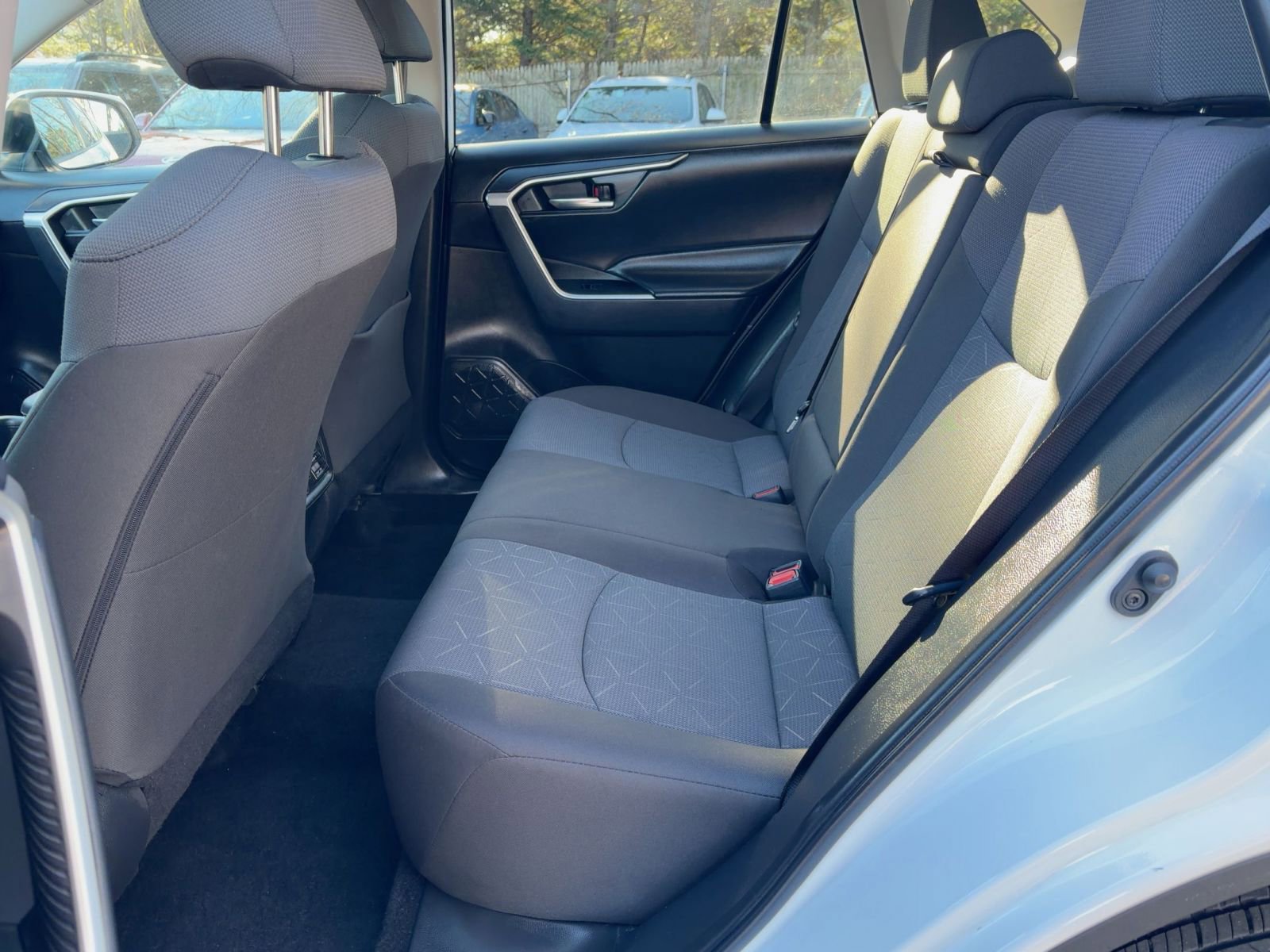 Used 2025 Toyota RAV4 XLE image 20