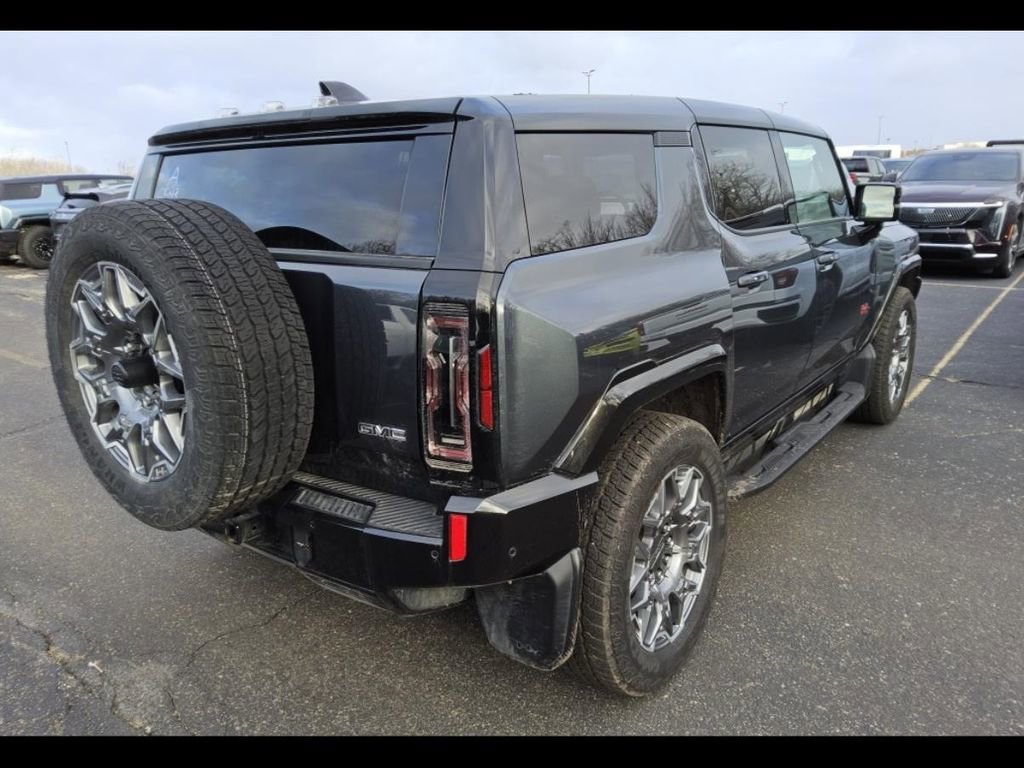 Certified 2025 GMC Hummer EV 3X w/ LPO, Sport Package AWD/4WD image 3