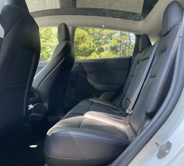 Used 2021 Tesla Model Y Long Range image 15