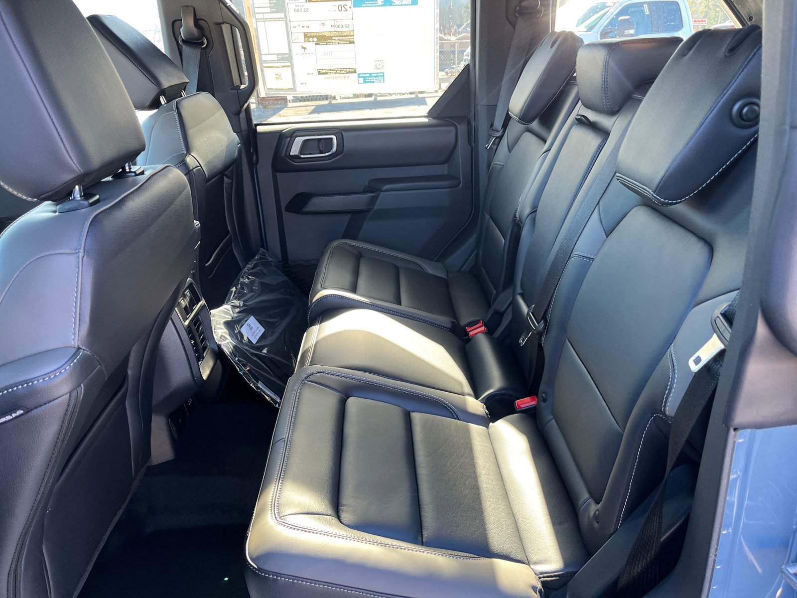 New 2025 Ford Bronco Outer Banks AWD/4WD image 7