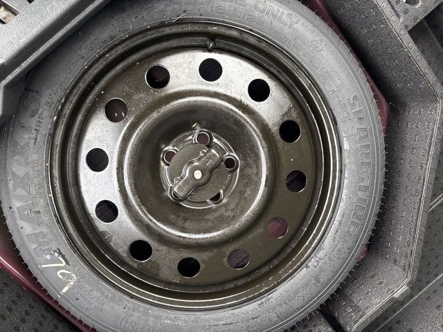 Used 2024 Ford Edge SEL w/ Convenience Package image 16