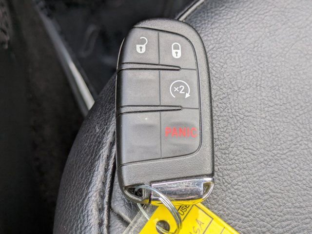 Used 2018 Jeep Compass Limited w/ Navigation Group image 27