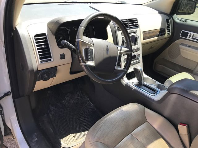 Used 2008 Lincoln MKX AWD image 4