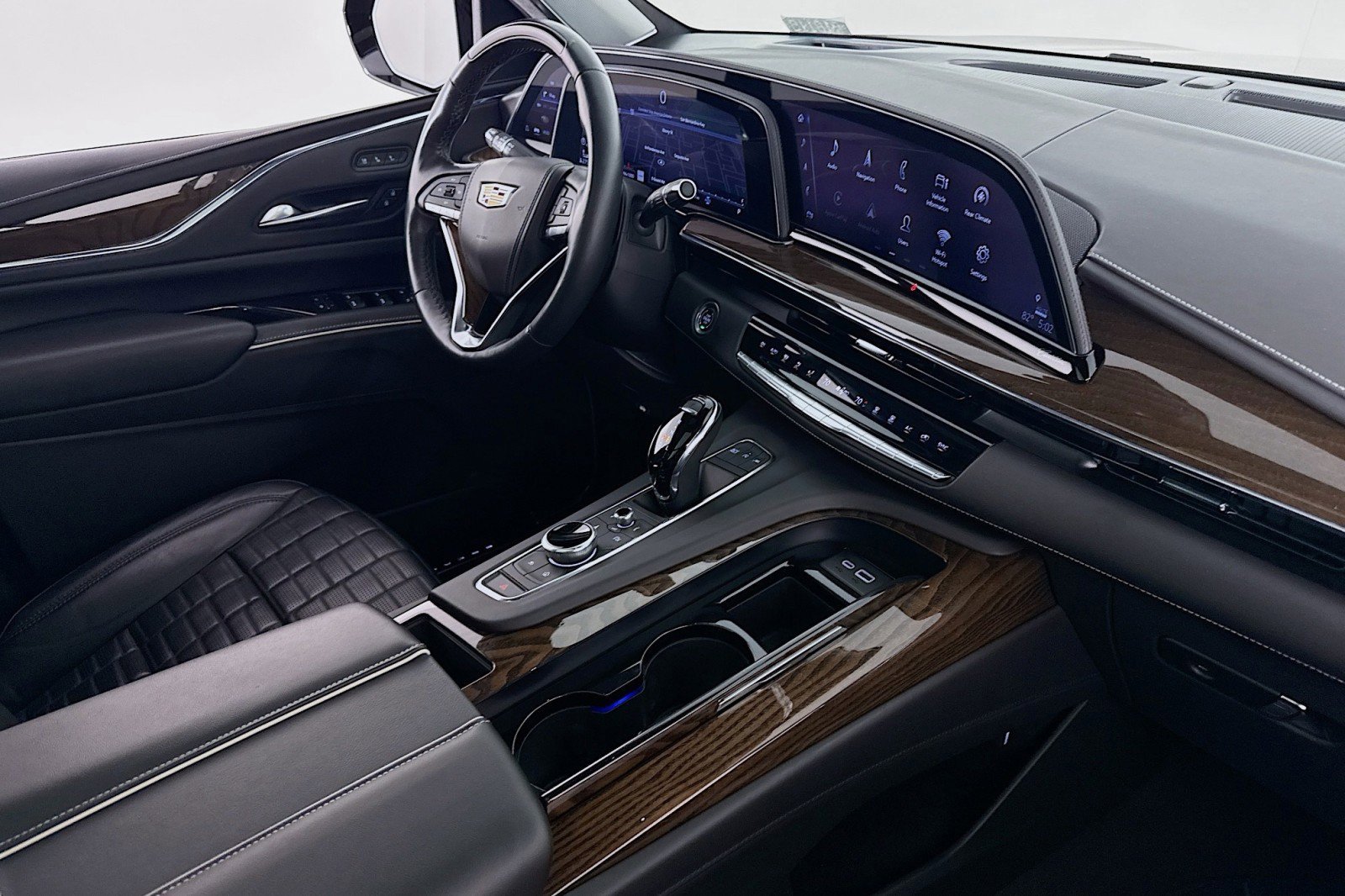 Used 2024 Cadillac Escalade Sport Platinum image 16