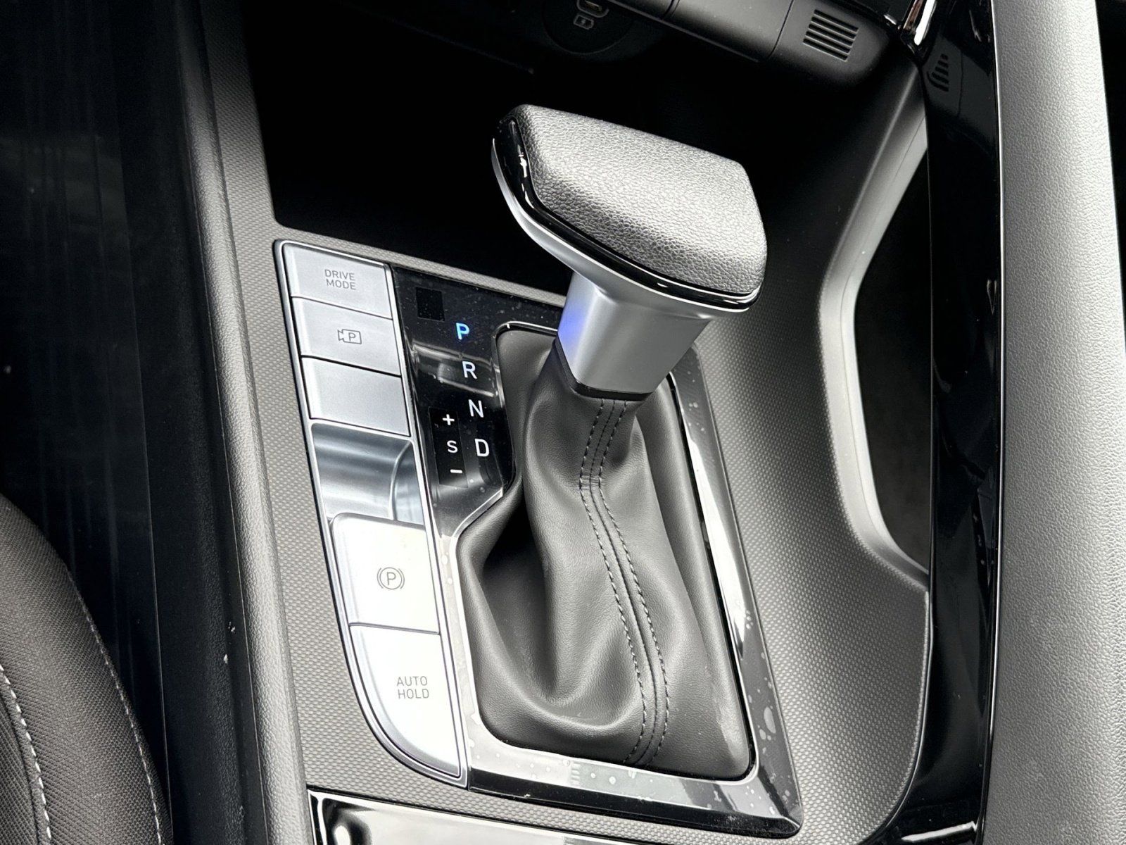 New 2026 Hyundai Elantra Blue image 22