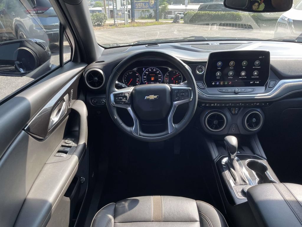 Used 2023 Chevrolet Blazer Premier w/ Enhanced Convenience Package FWD image 12