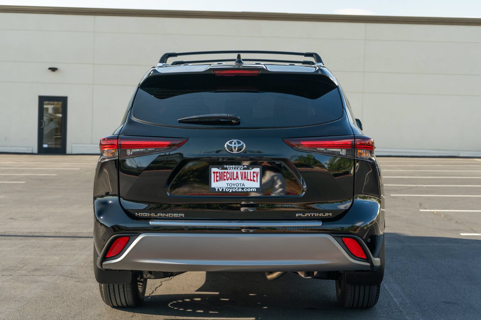 Certified 2026 Toyota Highlander Platinum AWD/4WD image 9