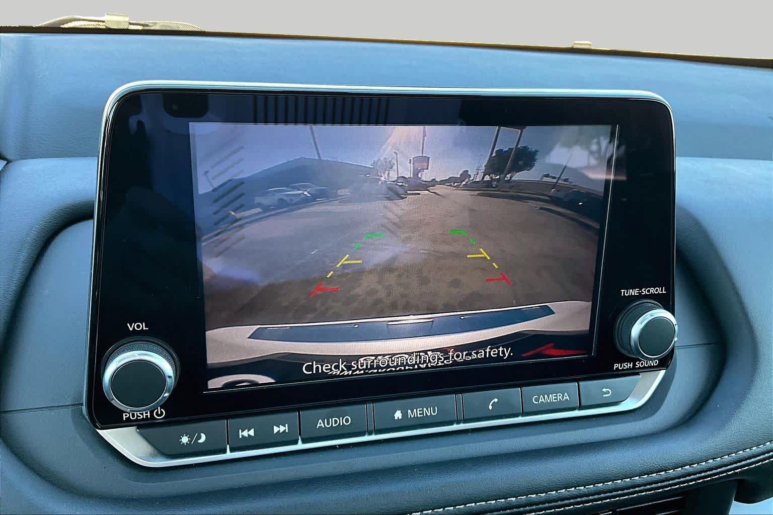 Certified 2026 Nissan Rogue SV FWD image 27