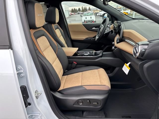 New 2026 Chevrolet Equinox ACTIV w/ Convenience Package III image 23