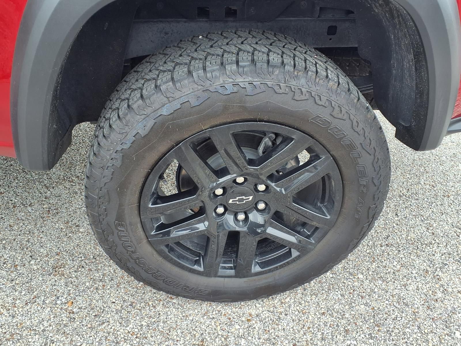 Used 2025 Chevrolet Colorado Trail Boss w/ Off-Road Front Bumper Package image 25