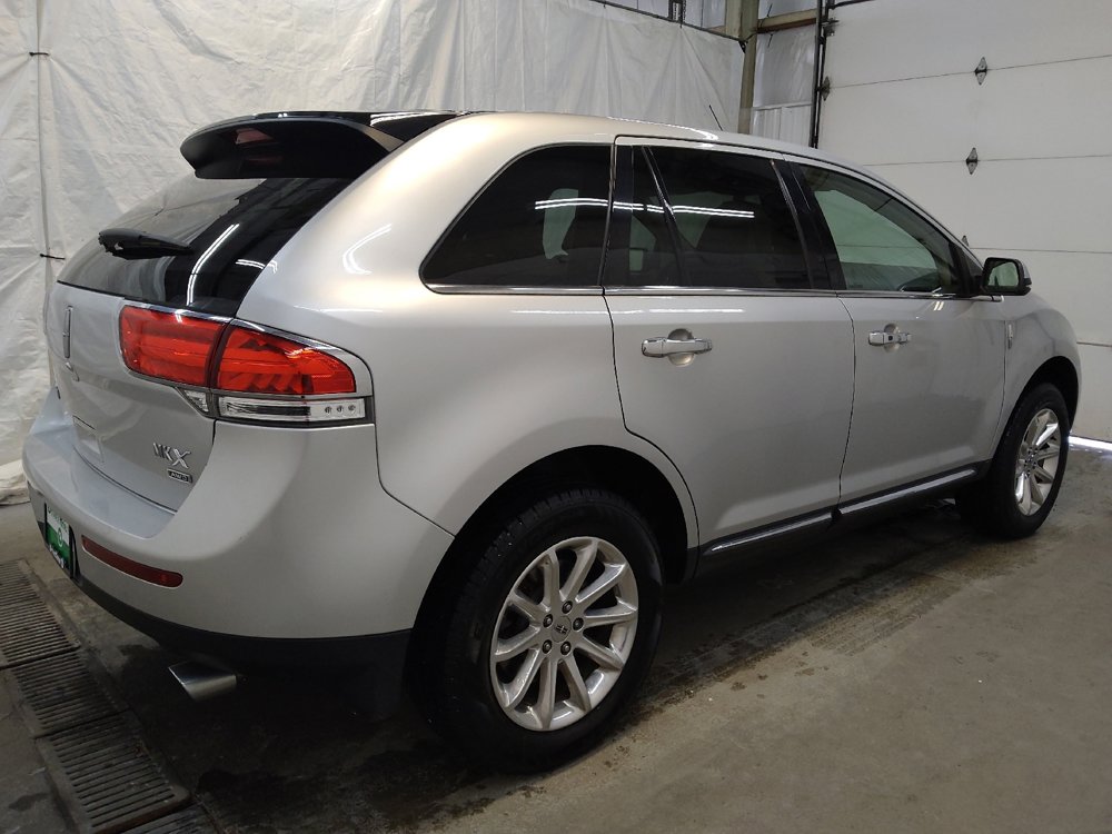 Used 2015 Lincoln MKX AWD w/ Equipment Group 102A image 10
