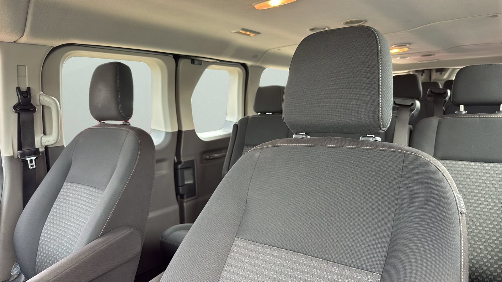 Used 2020 Ford Transit 350 XLT RWD image 9