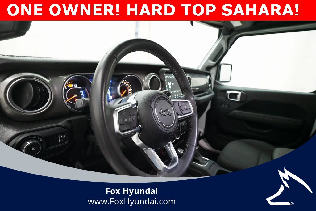 Used 2023 Jeep Wrangler Sahara image 8