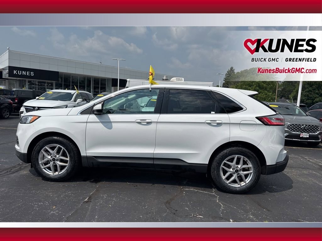 Used 2024 Ford Edge SEL image 9
