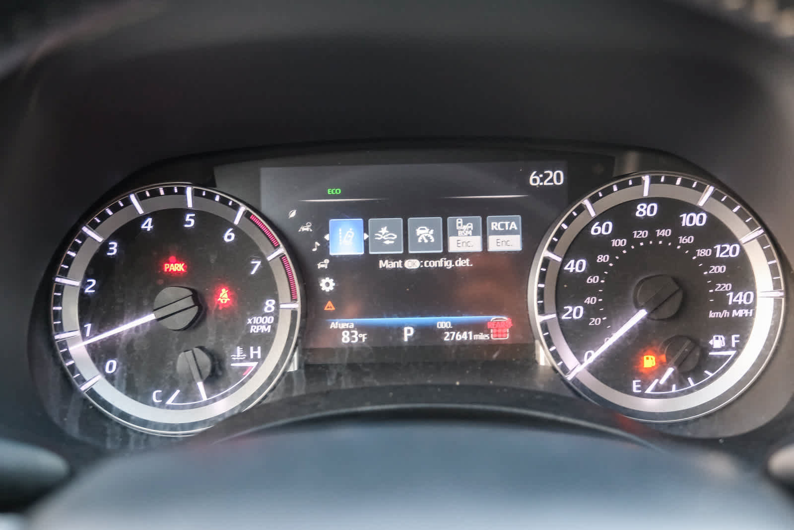 Used 2024 Toyota Highlander XLE FWD image 25