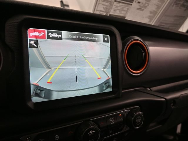 Used 2022 Jeep Gladiator Mojave w/ Dual Top Group AWD/4WD image 34