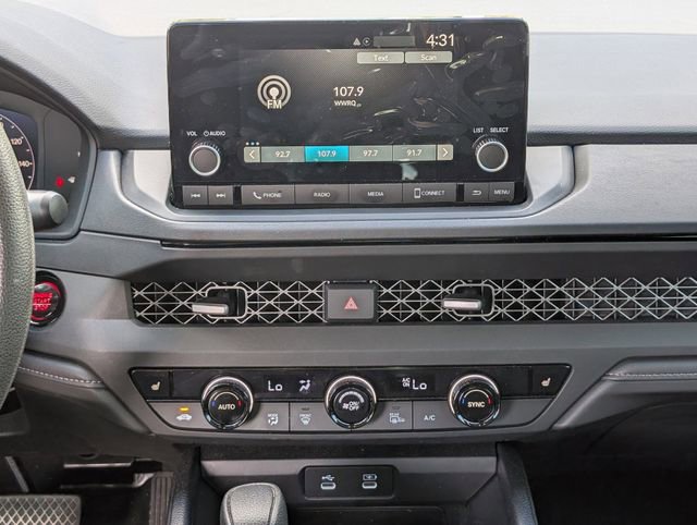 Used 2025 Honda Accord SE image 17