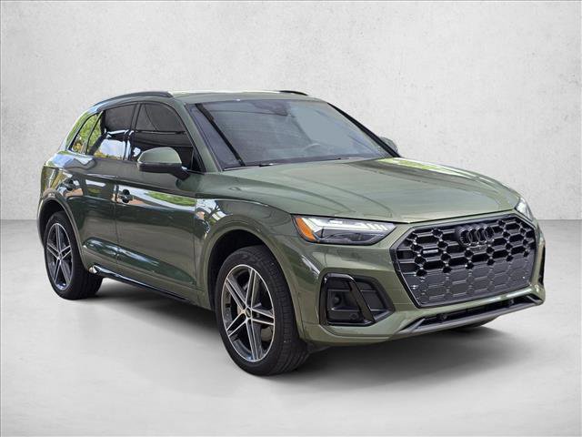 Used 2023 Audi Q5 e Prestige w/ Prestige Package image 3