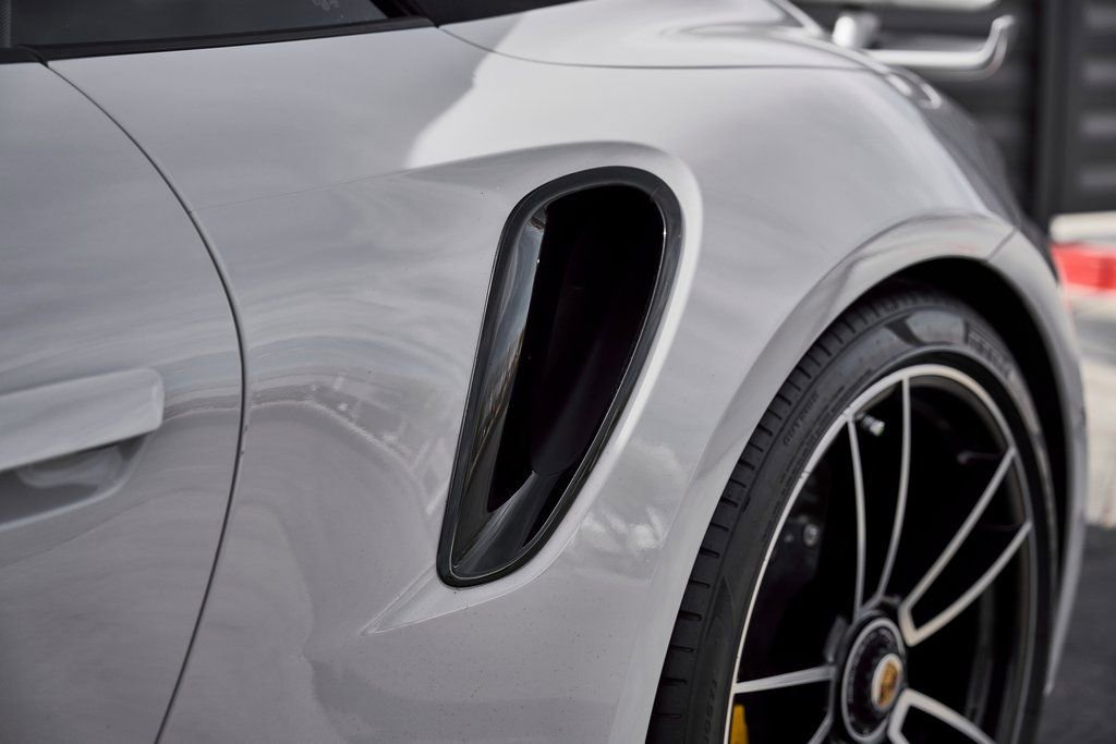Used 2022 Porsche 911 Turbo S w/ 911 Turbo Sportdesign Package image 9