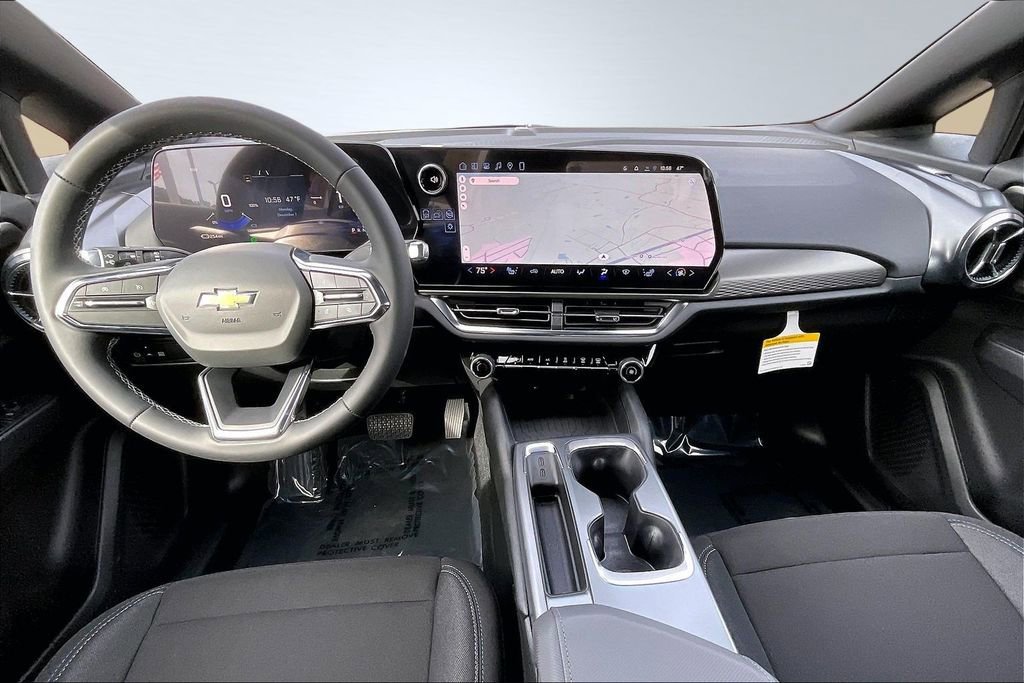 New 2026 Chevrolet Equinox EV LT w/ Comfort Package image 5