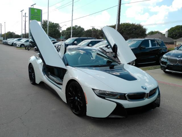 Used 2019 BMW i8 Roadster AWD/4WD image 4