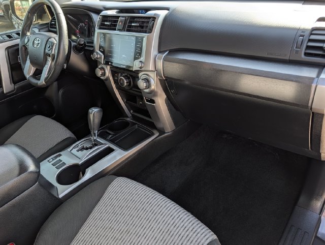Used 2022 Toyota 4Runner SR5 RWD image 33