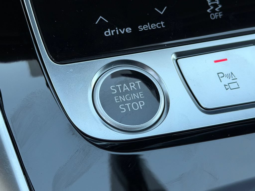 New 2026 Audi Q7 3.0T Premium Plus AWD/4WD image 24