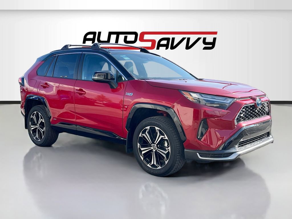 Used 2024 Toyota RAV4 XSE w/ Weather Package AWD/4WD image 1