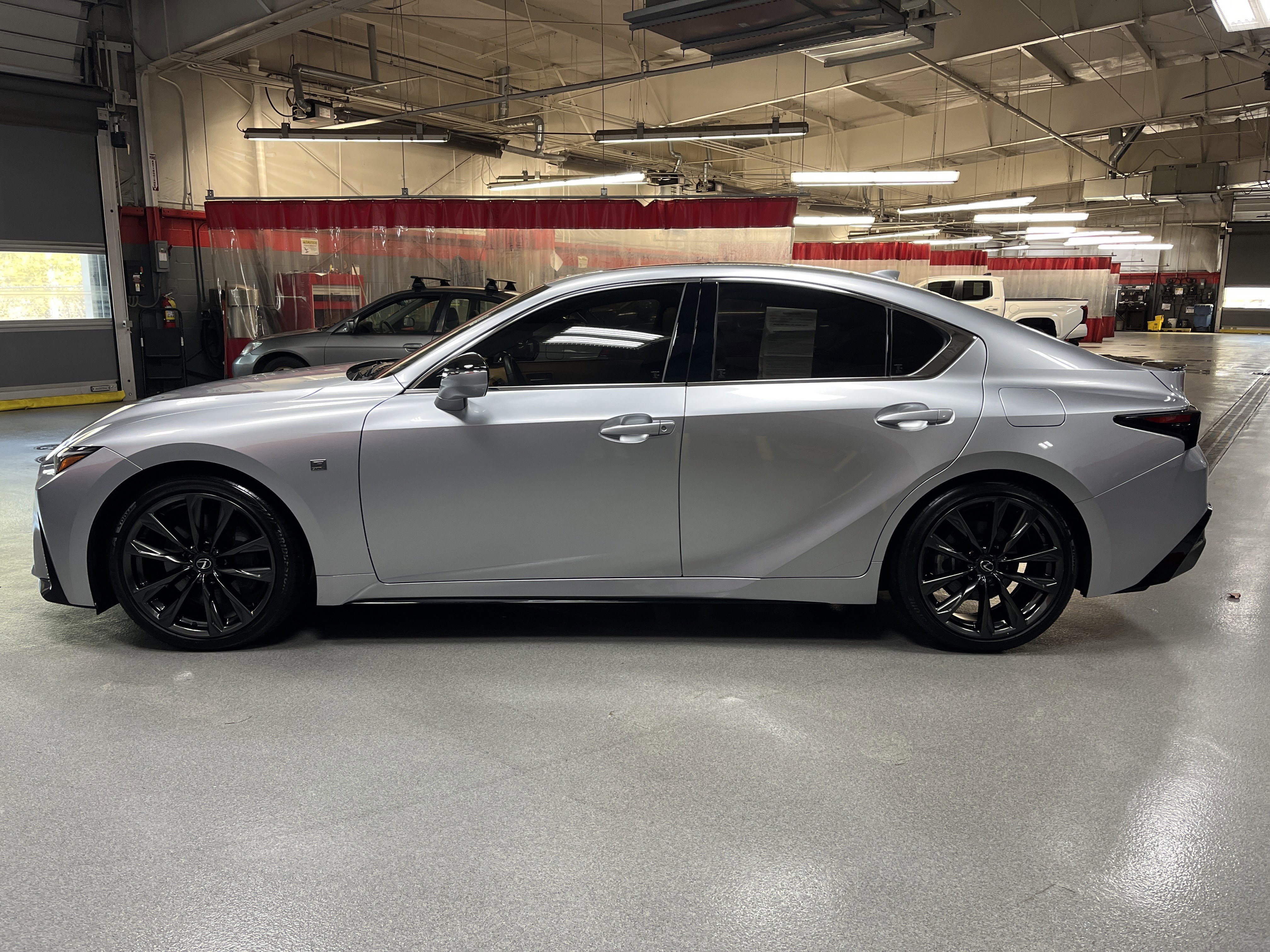 Used 2025 Lexus IS 350 F Sport image 7