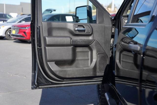 Used 2023 Chevrolet Silverado 2500 Custom w/ Custom Value Package image 29