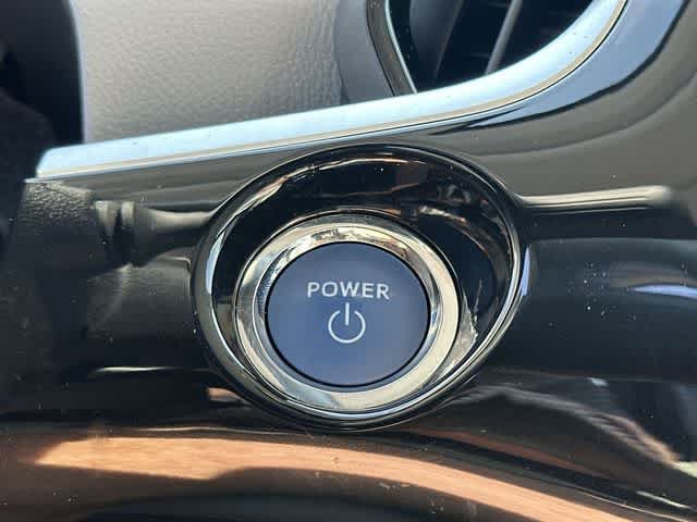 Used 2020 Toyota Prius Prime XLE FWD image 10