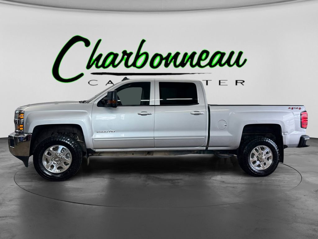 Used 2015 Chevrolet Silverado 2500 LT w/ LT Convenience Package image 2